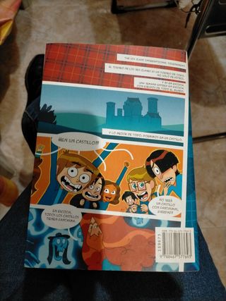Los Futbolísimos 6: El misterio del castillo embrujado (Spanish Edition)