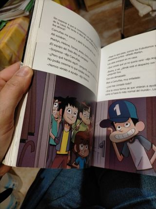 Los Futbolísimos 10: El misterio del tesoro pirata (Spanish Edition)