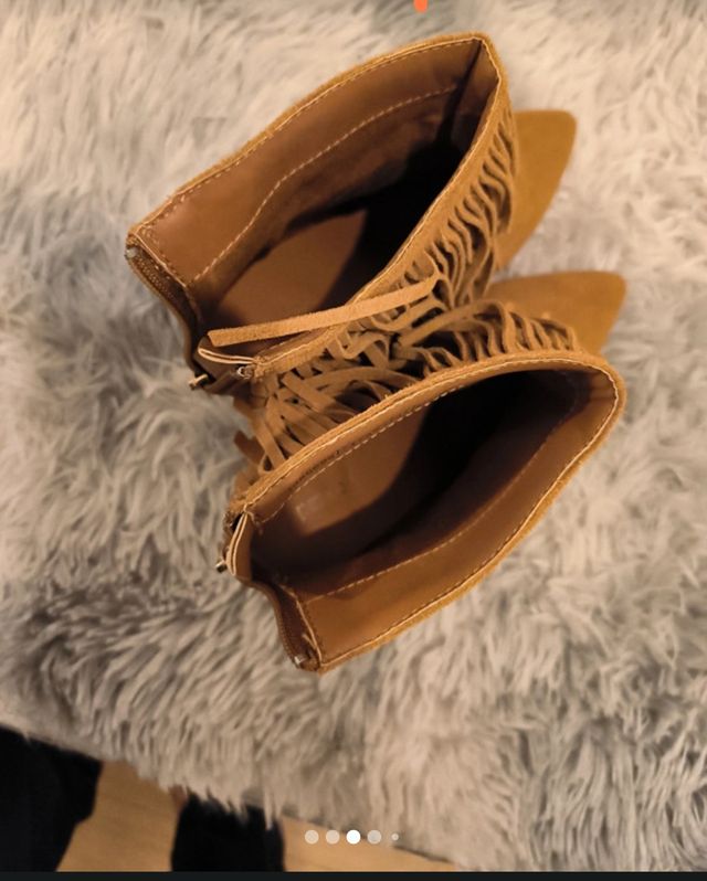 Botín de mujer talla 37 con flecos