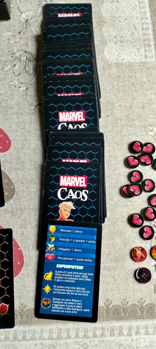 Gioco di carte Marvel Caos come nuovo