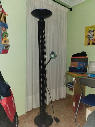 Lámpara de pié 