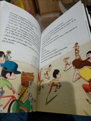 Los Futbolísimos 8: El misterio del circo del fuego (Spanish Edition)