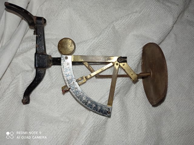 Pesa cartas Concav D.R.G.M. Aleman 