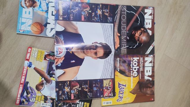 Lote 
Revista oficial NBA 