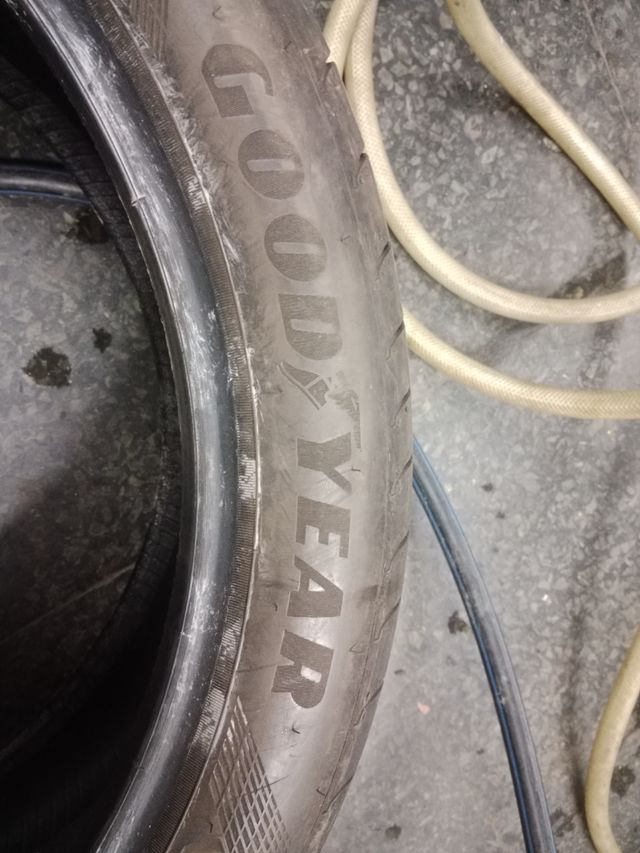 E65. 265.40.21.105H good year F1 asim5