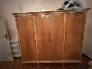 Armario antiguo madera
