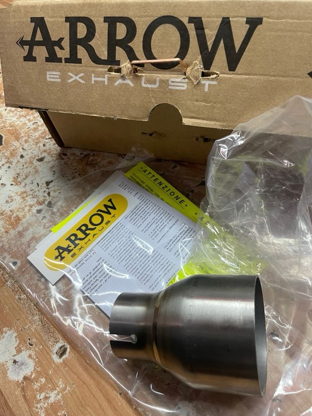 Conector escape Arrow