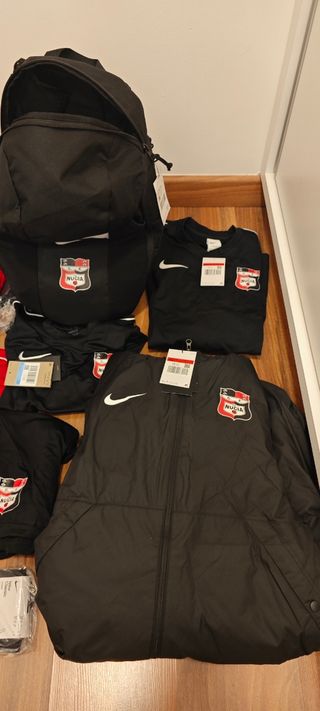 PACK ROPA NIKE - CLUB LA NUCIA CF