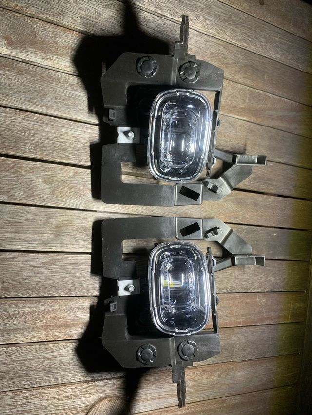 Antinieblas Nissan/Renault Led nuevos a estrenar