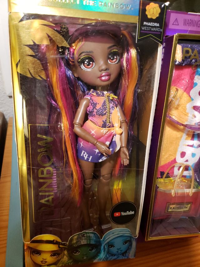 MUÑECA RAINBOW HIGH PHAEDRA