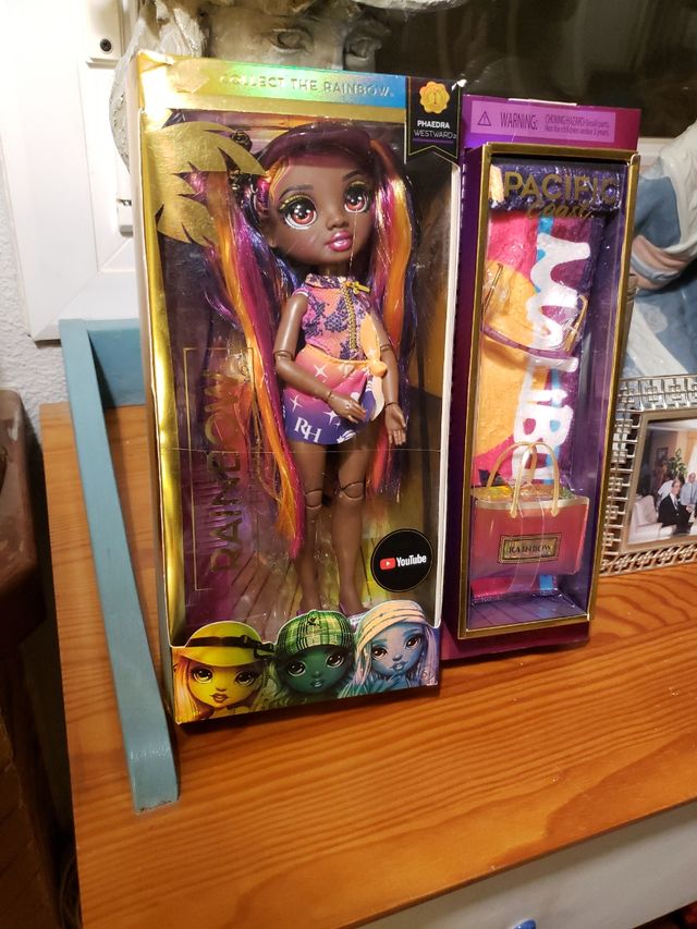 MUÑECA RAINBOW HIGH PHAEDRA