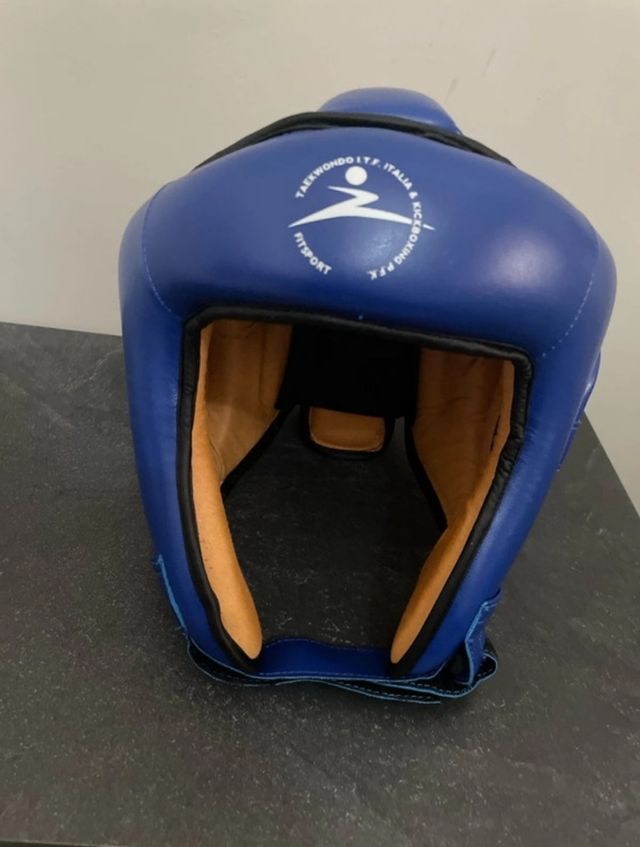 1 casco Professionale Protezione Arti Marziali