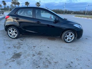 Mazda 2 1.4 CRTD 2008 ( DE ) 