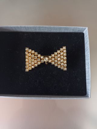 Broche fallera