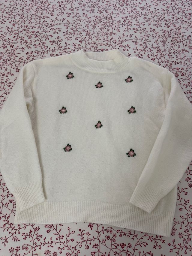 Sueter blanco florecitas