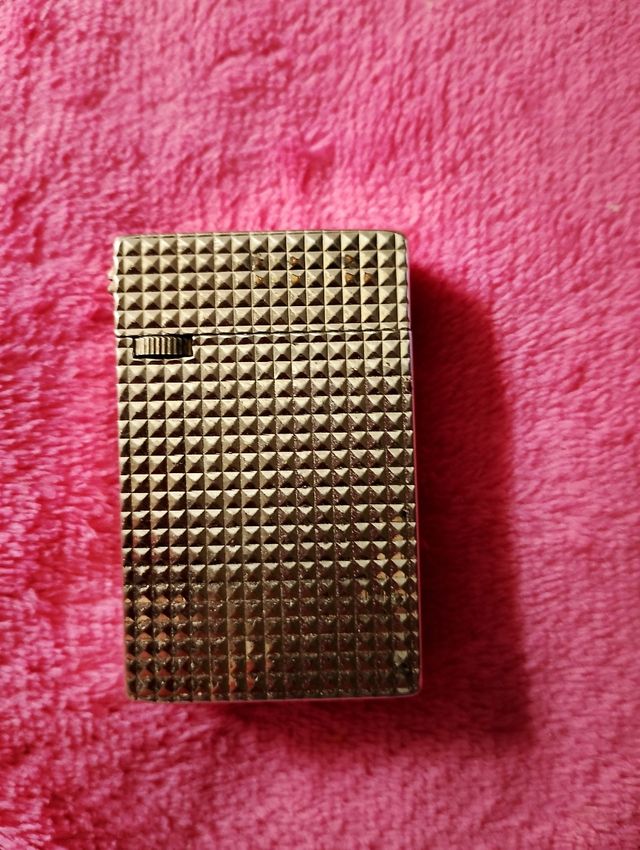 Vecchio accendino, ROSETTA