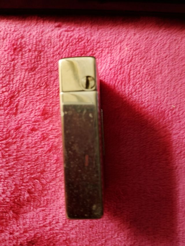 Vecchio accendino, ROSETTA