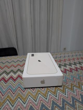 Caja iPhone 11