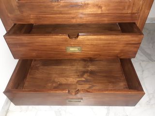 Mueble vitrina "BANAK"