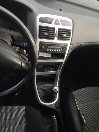 Despiece Peugeot 307 1.6 hdi 9HX 2006
