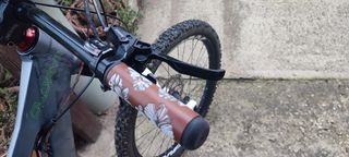 Bicicleta de descenso Giant Glory 8.0