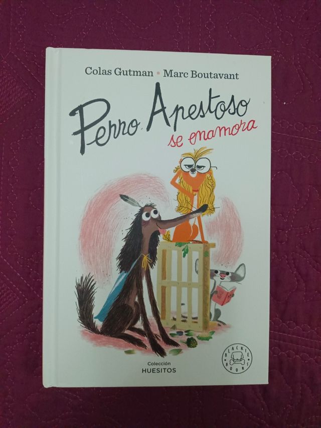 Perro Apestoso se enamora (Spanish Edition)