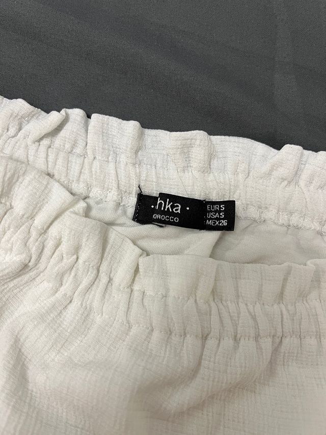 Blusa Blanca Cuello Barca