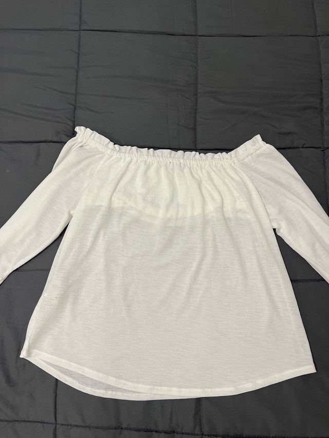 Blusa Blanca Cuello Barca
