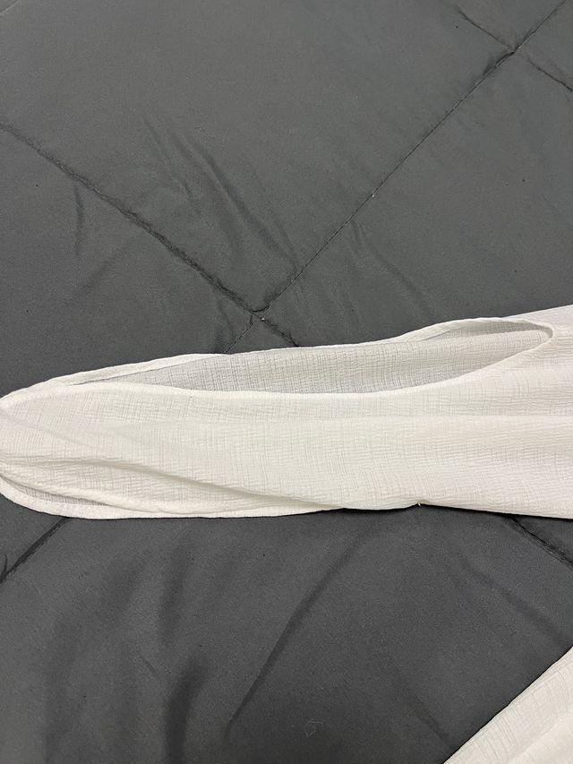 Blusa Blanca Cuello Barca