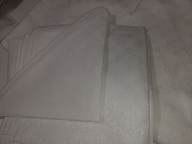 Tovaglia 12 posti corredo