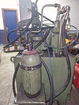 Hidraulico con refrigeracion