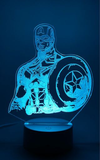 Lámpara Led Personalizada Capitán América y escudo