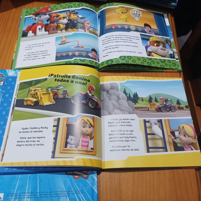 Paw Patrol | Patrulla Canina. Recopilatorio de cuentos - ¡Cachorros, llamada de alerta!: Con 4 divertidas historias
