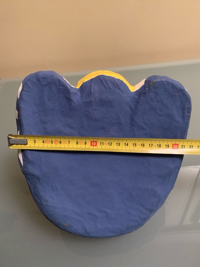 Oso grande hecho a mano con papel mache