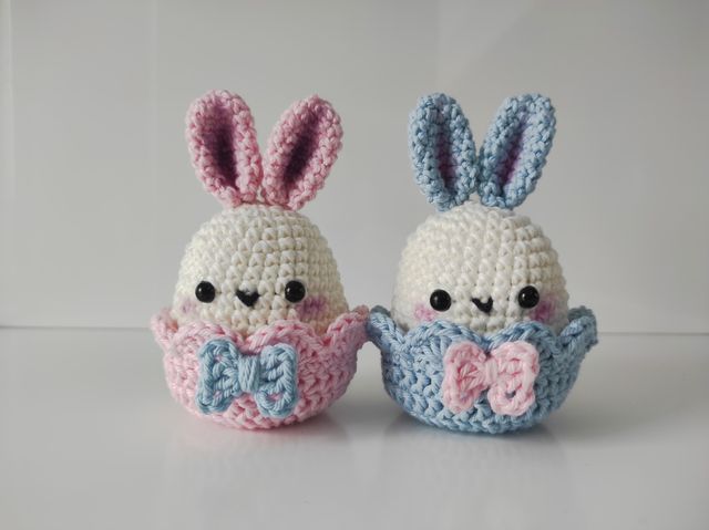 Amigurumi huevo conejo pascua