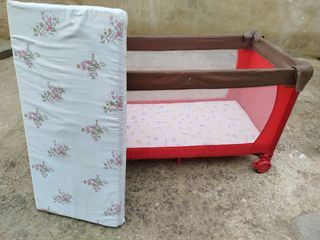 Cuna de viaje