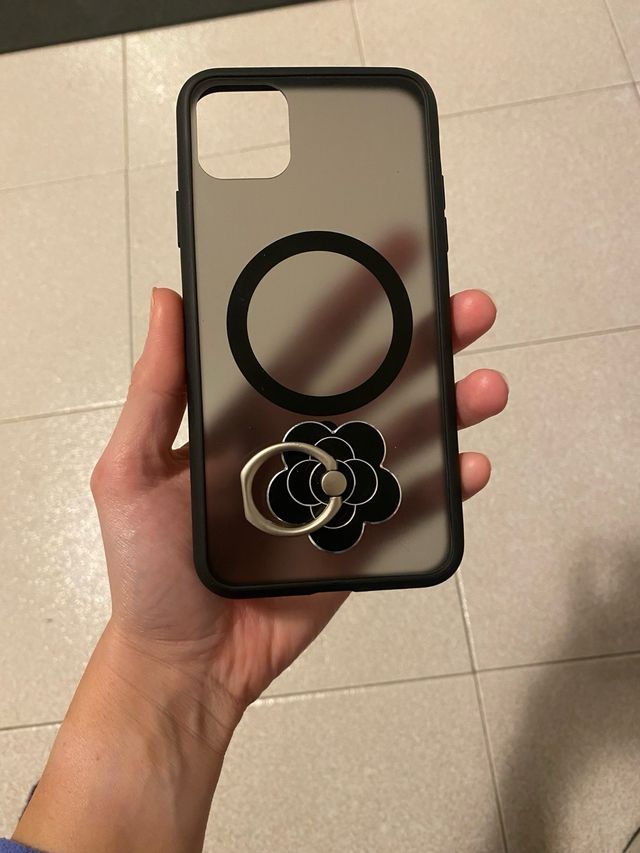 Cover iphone 11 pro max con pop socket