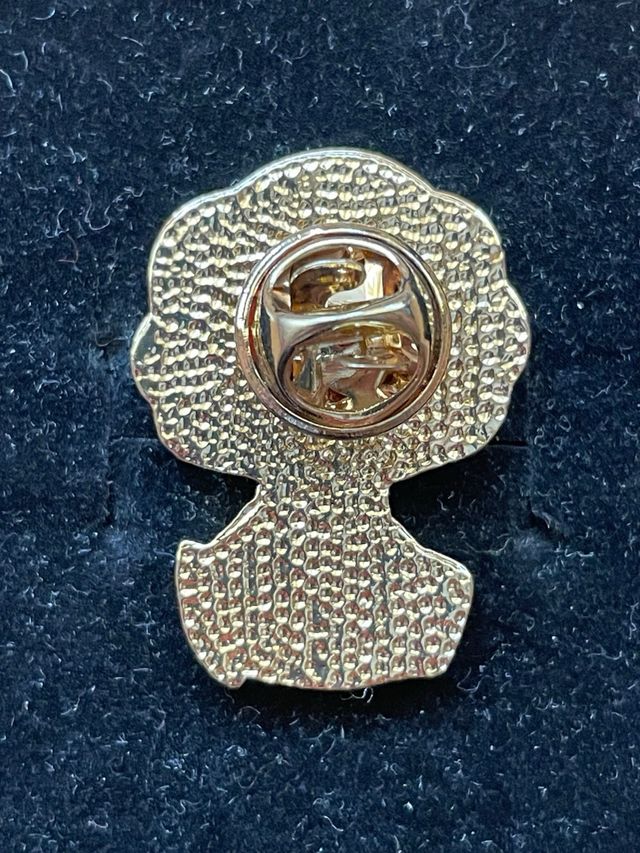 Pin broche Coco Chanel