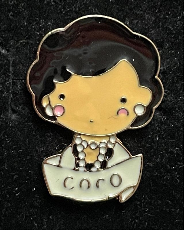 Pin broche Coco Chanel