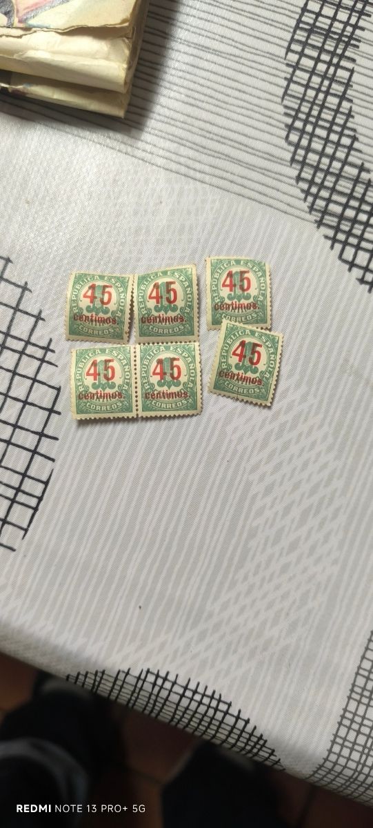 Lotto 32 Francobolli antichi