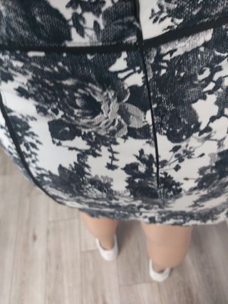Mini falda marca fórmula joven 