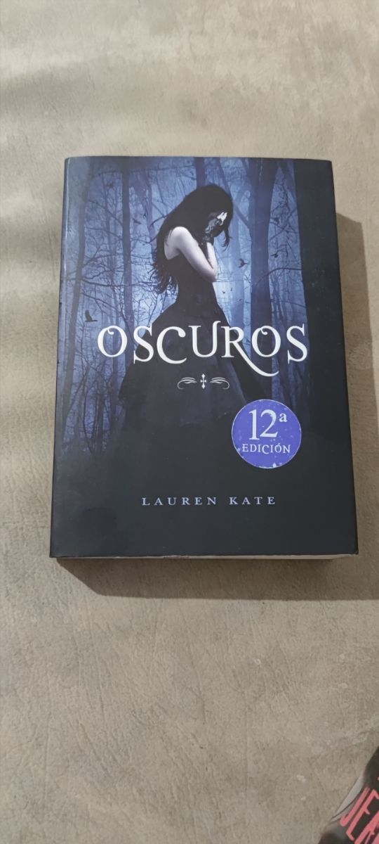 Oscuros (Oscuros 1) (Spanish Edition)