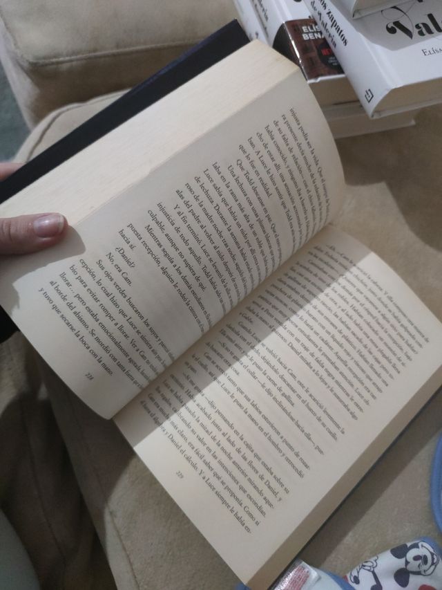 Oscuros (Oscuros 1) (Spanish Edition)