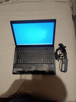 ORDENADOR PORTÁTIL LENOVO G500