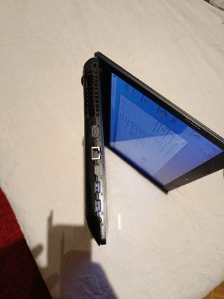 ORDENADOR PORTÁTIL LENOVO G500