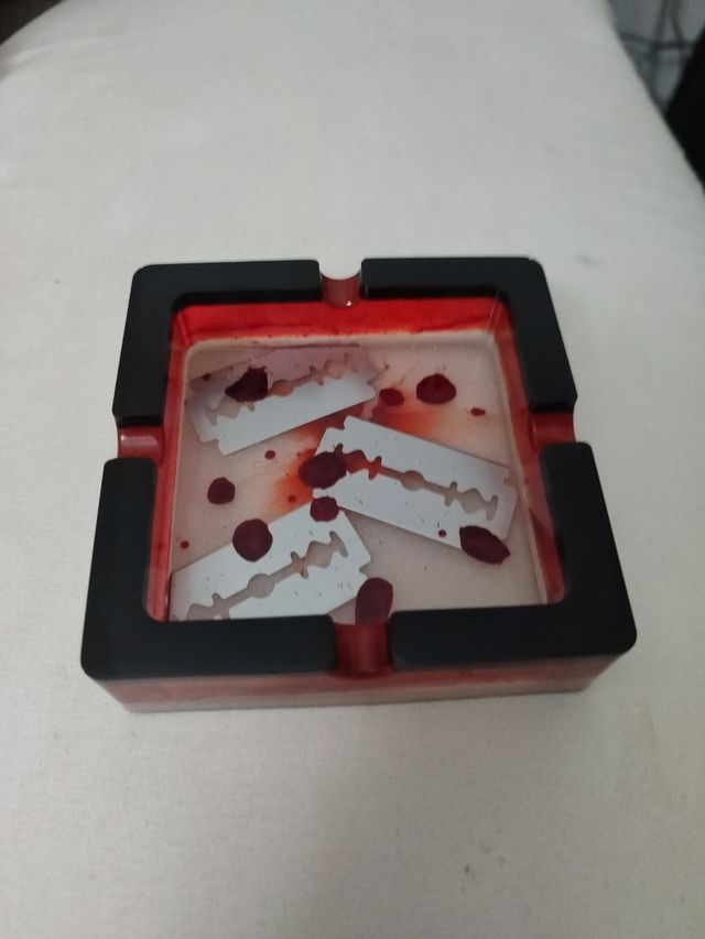 Cenicero resina personalizado