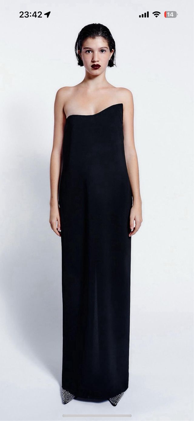 Vestido palabra de Honor Zara