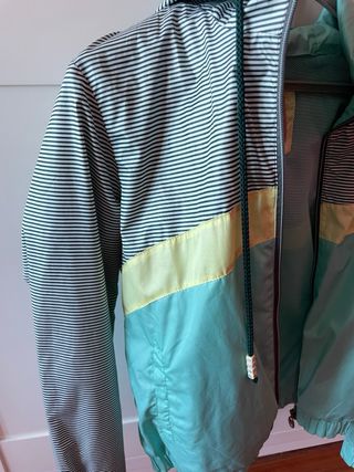 Cortavientos pull  bear