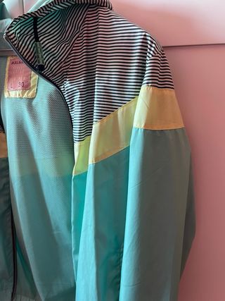 Cortavientos pull  bear