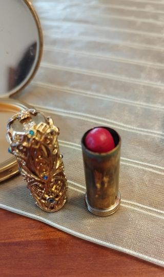 Conjunto maquillaje años 40